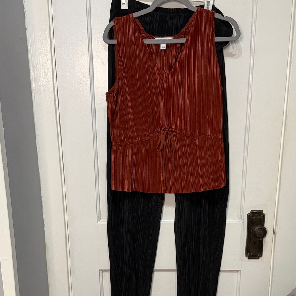 Bundled - Nine West Blouse with matching JM Collection Black Pants